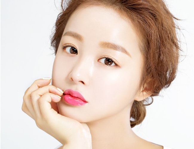 DERMAL FILLERS CHO ĐÔI MÔI CĂNG MỌNG VÀ TẠO HÌNH MÔI TRÁI TIM