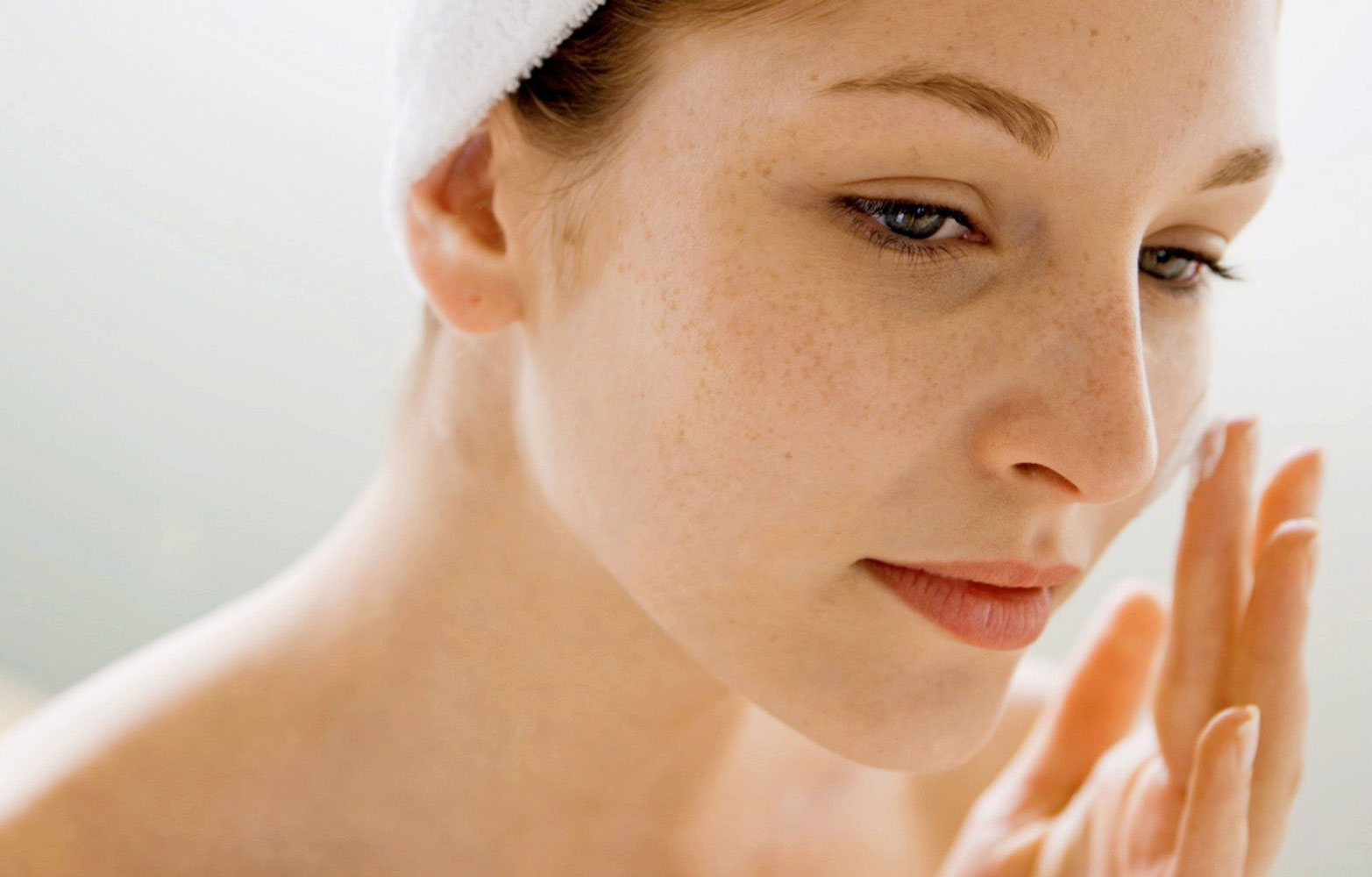 LÃO HÓA DA VÀ SẮC TỐ TRÊN DA – CÁC PHƯƠNG PHÁP ĐIỀU TRỊ